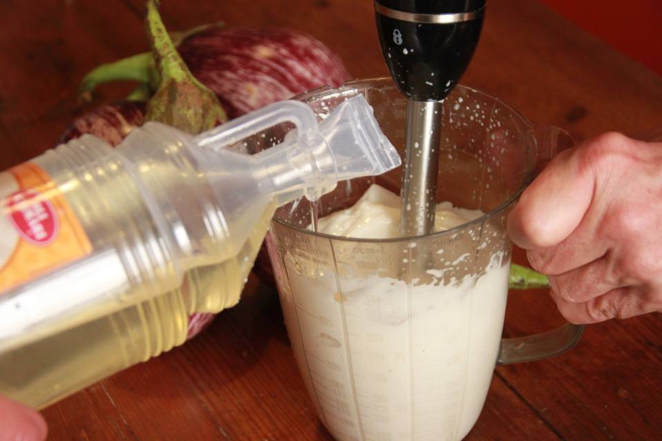 Tipp: Ein Rezept mit Schmackes: Knoblauchmayonnaise selbstgemacht ...