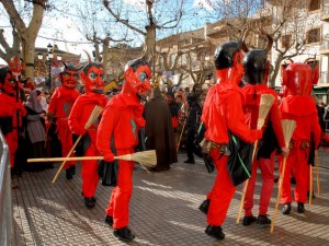 Höllisches Treiben im Januar auf Mallorca in Sa Pobla